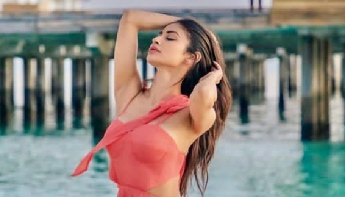 Mouni Roy