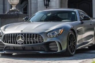 Mercedes Benz AMG C43