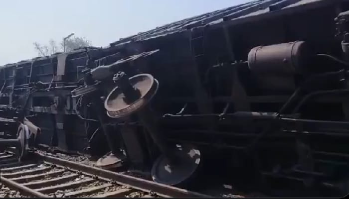 Delhi Train Accident