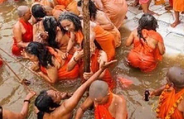 Female Naga Sadhus